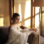 Nimrat Khaira Instagram - 🤍🤍 Jodi in Cinemas . Wearing @jigarmaliofficial Jewels @rubyscreations17