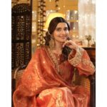 Nimrat Khaira Instagram - Veh mein neendran gawayian sohneya tere mukh da didar krke 🌸ਜੋੜੀ in Theatres ❤️ @the_rosegirl @rasa_jewels
