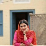 Nimrat Khaira Instagram - ਜੋੜੀ enter krchuki Second week ch ,Tuhade pyaar li sab da teh dillon shukriya 🙏🏻 Jina aje nhi dekhi aa ,dekh k aao jrur ♥️♥️ te apne vichar jroor pesh kreo 😍 #SitaraKamaljot 📸@dashmesharts