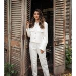 Nimrat Khaira Instagram - 🤍🤍 Photography & creative director @bharat_rawail Styled by @jinalpnagda Earrings @kraftsmiths Rings @aulerthofficial @echoaccessories_ Shoes @oceedeeshoes Makeup @passirajan Execution team @brownstudios1