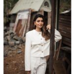 Nimrat Khaira Instagram - 🤍🤍 Photography & creative director @bharat_rawail Styled by @jinalpnagda Earrings @kraftsmiths Rings @aulerthofficial @echoaccessories_ Shoes @oceedeeshoes Makeup @passirajan Execution team @brownstudios1