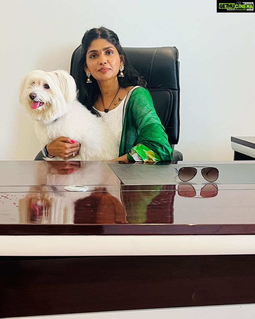 Niranjani Ahathian Instagram - 🤍🤍🤍