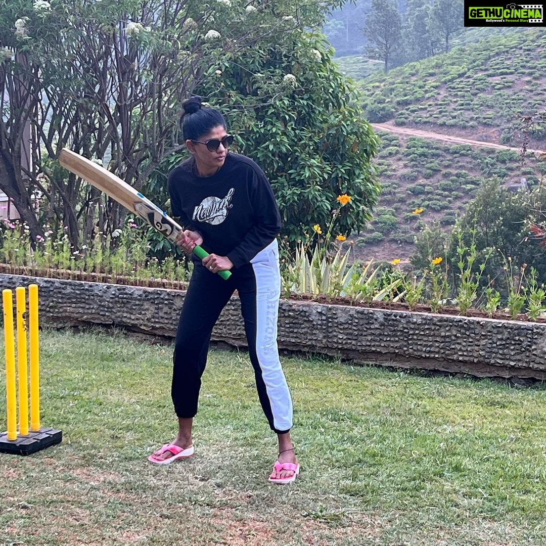 Niranjani Ahathian Instagram - 6IXER😜…. 🏏