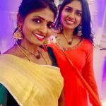 Niranjani Ahathian Instagram - 💛❤️!! We missed u @itsvg girl😘 @niranjani_ahathian Blouse @annamstudio ❤️ Kani’s makeup and hair @dhanam_makeover 😍