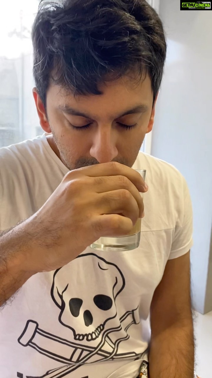 Nisha Agarwal Instagram - Making coffee and the aroma of coffee is also therapeutic! So we make it for KV @mastkarandar and we ensure he tries all the variations we make. We made our version of Vietnamese coffee here ❤️ Would you try it? #morningcuppa #coffee #coffeearoma #morningcoffee
