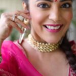 Nisha Agarwal Instagram - The Punjabi Kudi in me can never keep calm on Lohri!!! Wishing y’all a very happy Lohri Guys ❤️✨🎇🔥 This Lohri, let’s burn the evils within and may the warmth of the fire bring out the true love within us ❤️ #lohri2023 #indianfestival #punjabi