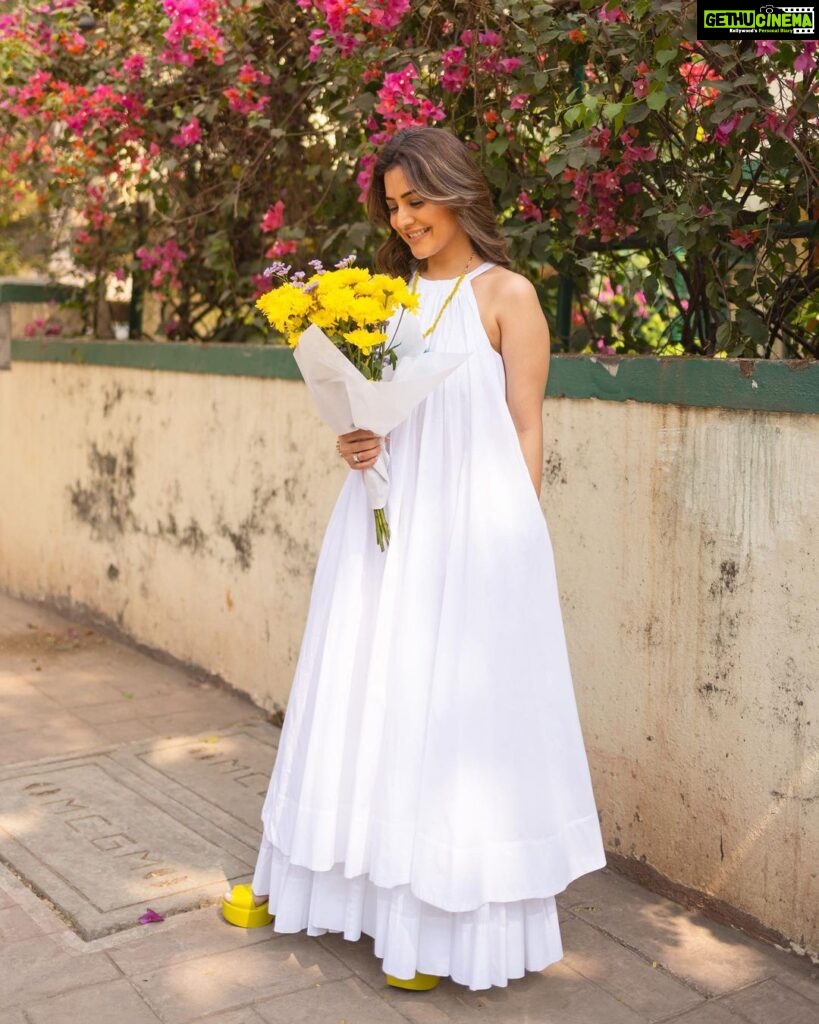 Nisha Agarwal Instagram - White as snow, pure as love, and bright as the sun ☀️❤️ I’m getting the summer vibes already.. u? Wearing @thesummerhouse.in *gifted Shoes @melissashoesindia *gifted #colorwhite #simplicity #purity #summervibes #summerdress #whitedress
