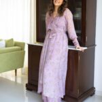 Nisha Agarwal Instagram – Lilac! I’m loving this color this season.. ur thoughts ? 

Wearing @therightcut