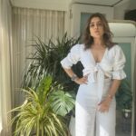 Nisha Agarwal Instagram – What you see vs. what I see 🙈 

Wearing @summersomewhereshop 
Earrings @19dagaaccessories 
Shoes @thecaistore 

#summer #summerwear #summereffortlessdressing