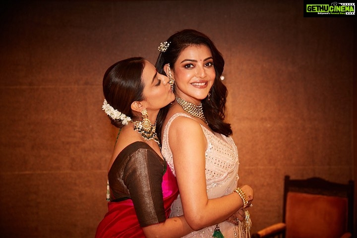 Nisha Agarwal Instagram - And from every time we have a photographer around.. we get sister pictures ❤️ @kajalaggarwalofficial 😘 📸 @tejasnerurkarr