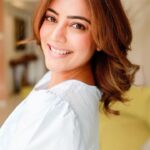 Nisha Agarwal Instagram - Dyson Airwrap Multistyler always to the rescue to get a salon like blow dry without any damage. @dyson_india Makes a fabulous Mother’s Day gift too ❤️ #DysonIndia#DysonAirwrap#DysonHair#gifted