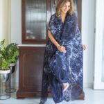 Nisha Agarwal Instagram - Easy. Breezy. Flowy. That’s all that I want from summer wear. Wearing @golden_allthatglitters #summer #summervibes #summerfashion Mumbai, Maharashtra