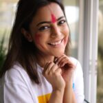 Nisha Agarwal Instagram - Blushed my cheeks, colored my soul! Wishing you all a Happy Holi! May we all burn (let go) of all that we hold on to and start afresh. May your life be filled with the colours of love ❤️ #holi2023 #happyholi #indianfestival