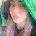 Nisha Bano Instagram - ਪਰਦਾ ਹਟਾਦੋ 🌻 #nishabano #desiqueen #instareels #oldsongs