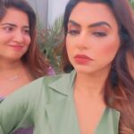 Nisha Bano Instagram – Such a good friend @nishabano
Made very sweet memories together 💕
..
.
.
.
#pollywood #trendingreels
#trendingaudio #actorslife #actor #acting #friends #tseries #whitehill #trending