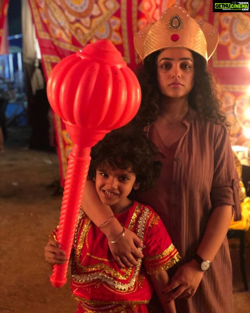 Nithya Menen Instagram - This beautiful little fellow with the most adorable eyes 👁️ at the Ram Leela shoot #breatheintotheshadows