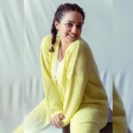 Nithya Menen Instagram – some freshness 🍋

Photography – @shreyaksingh
Stylist – @sandhya__sabbavarapu
Outfit – @boohoo
Styling team – @rashmi_angara @thumu_bhavana
@mythri_g