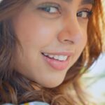 Niti Taylor Instagram – Summer glow🐣💛
#trendingreels #reelitfeelit #instagramreels #reelsinstagram #summervibes #summerglow

👗 @labelarthmod