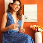 Niti Taylor Instagram - Are you a camera 📸 Every time I look at you👀 I Smile 😃☺️ #stayhappy #staybeautiful #keepsmiling 👗 @howwhenwearclothing
