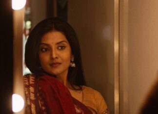 Nivedhithaa Sathish Instagram - I'm a lookalike of my papa but sometimes I see my mother in my eyes, and I love that. Shot by - @madras_ponnu you’re god sent, my love. ♥️ Saree - @izhai_thestore Hair by - @hemalathahairandmakeup