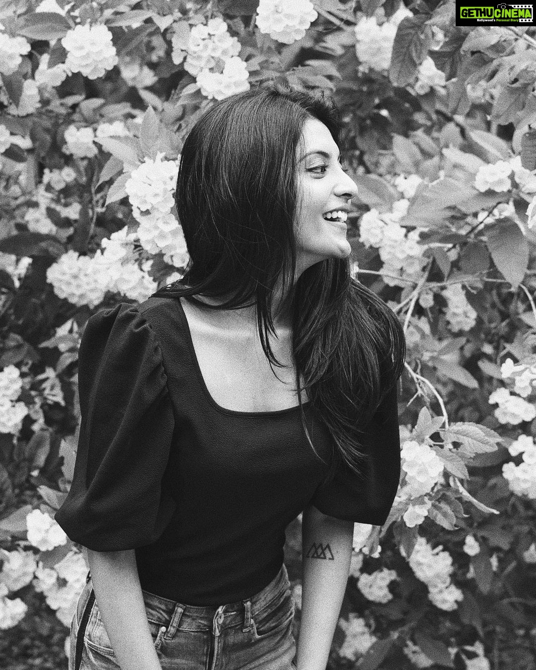 Nivedhithaa Sathish Instagram - You can't skip chapters, that's not how life works. You have to read every line, meet every character. You won't enjoy all of it. Hell, some chapters will make you cry for weeks. You will read things you don't want to read, you will have moments when you don't want the pages to end. But you have to keep going. Stories keep the world revolving. Live yours, don't miss out! ☀️🤍 - Courtney Peppernell