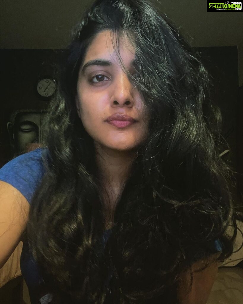 Nivetha Thomas Instagram - Hair is messy and Messy hair mean different things. But either way, here we are.