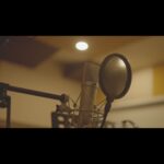 Nivin Pauly Instagram - A sneak peek into #YezhuKadalYezhuMalai dubbing sessions😊 #DirectorRam @VHouseProd_Offl @sureshkamatchi @Soorimuthuchamy @yours_anjali @itsyuvan #EkhambramDOP #7k7m #YKYM