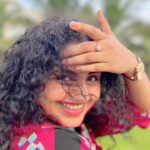 Noorin Shereef Instagram - BOOM♥️ #instagram #ReelItWithNoorin #ifyoubethecashillbetherubberband #reels #reelsinstagram