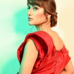 Nusrat Jahan Instagram - 𝒲𝒽𝒶𝓉 𝓈𝒽𝑒 𝓂𝓊𝓈𝓉 𝒷𝑒 , 𝓈𝒽𝒶𝓁𝓁 𝒷𝑒 ~ 𝓦𝓲𝓵𝓵𝓲𝓪𝓶 𝓢𝓱𝓪𝓴𝓮𝓼𝓹𝓮𝓪𝓻𝓮 🌹