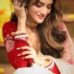 Nusrat Jahan Instagram – নতুন বছরকে স্বাগত জানাই ভালোবাসার সাথে.. আনন্দময় হোক নববর্ষের প্রতিটি দিন …শুভ নববর্ষ ❤️🙏 

#subhonoboborsho