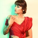 Nusrat Jahan Instagram - 𝒲𝒽𝒶𝓉 𝓈𝒽𝑒 𝓂𝓊𝓈𝓉 𝒷𝑒 , 𝓈𝒽𝒶𝓁𝓁 𝒷𝑒 ~ 𝓦𝓲𝓵𝓵𝓲𝓪𝓶 𝓢𝓱𝓪𝓴𝓮𝓼𝓹𝓮𝓪𝓻𝓮 🌹