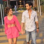 Nusrat Jahan Instagram - Walking together...Creating memories ❤️ @yashdasgupta
