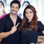 Oindrila Sen Instagram - Dropped in to wish you a Birthday full of smiles😁 HAPPY BIRTHDAY MY LOVELIEST BONDHU @vikramchatterje 🎂