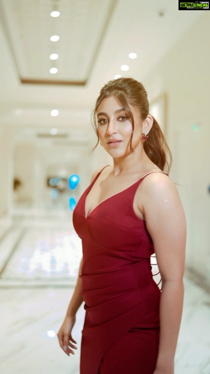 Oindrila Sen - 46.9K Likes - JUST❣️❣️❣️
.
.
.
.
.
.
.
.
.
Outfit @kommalsood
Earring @divinuscreations
Stylist duo @thankgod_itsfashion @sizaa92
Assisted by @isuvosri13
MUA&Hair @sayantadhali
Camera @focus_freezer