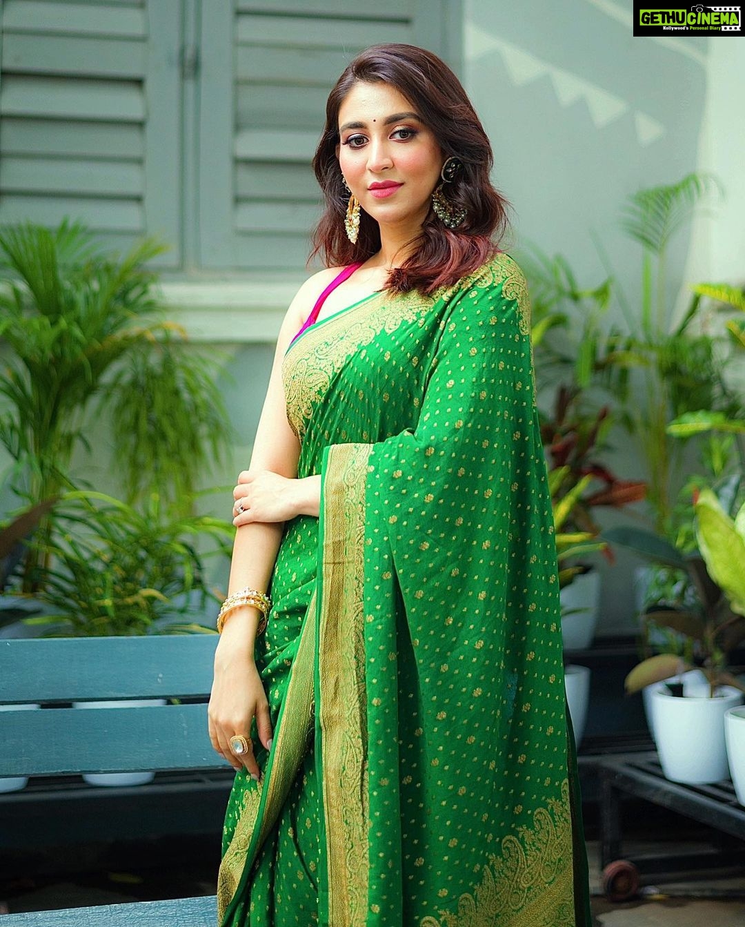 Oindrila Sen Instagram - Do something green today 💚 . . . . . . . . . Saree @ethnic_boutique61 Blouse @rabhisek Jewellery @illuminate_shine_everyday Stylist duo @thankgod_itsfashion @sizaa92 Assisted by @isuvosri13 Mua @makeupartist.sourab Hair @sarmistha1992 Camera @t_u_b_a_i_photography My team @arkaloves @being_prasun