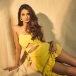 Palak Tiwari Instagram - 🌟⭐️💛🌝 @gohil_jeet @stylingbyvictor @sohail__mughal___ Asst @janvijain123 @rahul_sharma221 @makeupnhairbyankita @nirmooha @oakpinionpr @rubans.in