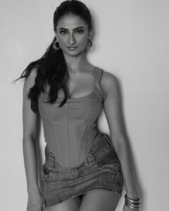 Palak Tiwari Instagram - 🦋

@sjframes