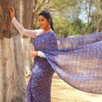 Pallavi Ramisetty Instagram - 🕊 #loveforever #sareelove #instaposer💕 #pallaviramisettyofficial