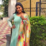 Pallavi Ramisetty Instagram - Wearing this beautiful outfit for 'Etv Lucky Chance' @ethnicdesigners8 #gameshow #etv #attarintikidarediteam #happysunday #december