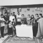 Pallavi Ramisetty Instagram - "ADADE ADHARAM" Amrutha, Archana, Amulya, Arpitha.... Its a beautiful journey! Etv lo na first serial nakentho ishtamaina serial 2009 nunchi 2020 varaku 😊11years journey so many memories:) chala nerchukunna nannu nenu prove cheskovalani chala kashtapadda me andhari adharana valla chala manchi peru ochindhi . Writer's ki director's ki cameraman's ki etv yejamanyam ki na team andhariki nenu yeppudu runapadi untanu 🙏 naku acting ante ento teliyakapoina nannu nammi antha pedha project echaru thnkqsomuchhh 😊 🙏 eppatiki serial aiepoindhi ante nenu nammalekapothunna 😓 erojuki 1 year aiendhi serial aiepoi but eppatiki prekshakula mansulo alage mudhrinchukupoina serial 🙏 #adadeadharan #etvserial #11years #3329episodes #beautifuljourney #fans #pallaviramisettyofficial #memories Film Nagar