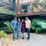 Pallavi Ramisetty Instagram - Late post! Valentine's day ❤ with @dileepkumar.1988 @bhawanashankarpramukh @narenpramukh11 #valentinesday #family#sister&brotherinlaw #dayout #farzicafe #misteryrooms #❤❤❤