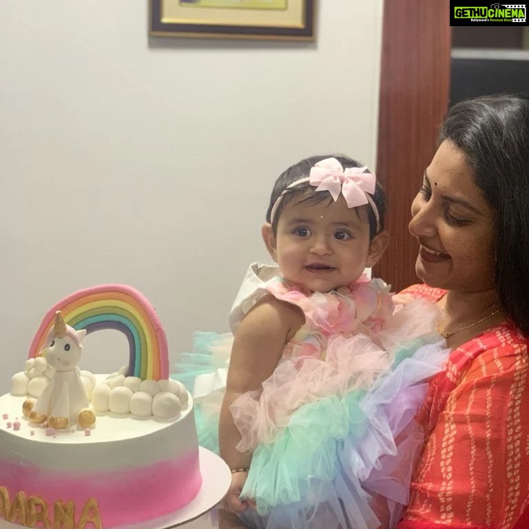 Pallavi Ramisetty Instagram - Happy birthday chinnuthalli my little cupcake 🧁 lots of love to you from dileep mama , attha and dhuvith 😘😘 #happy2 @aarnadavuluri