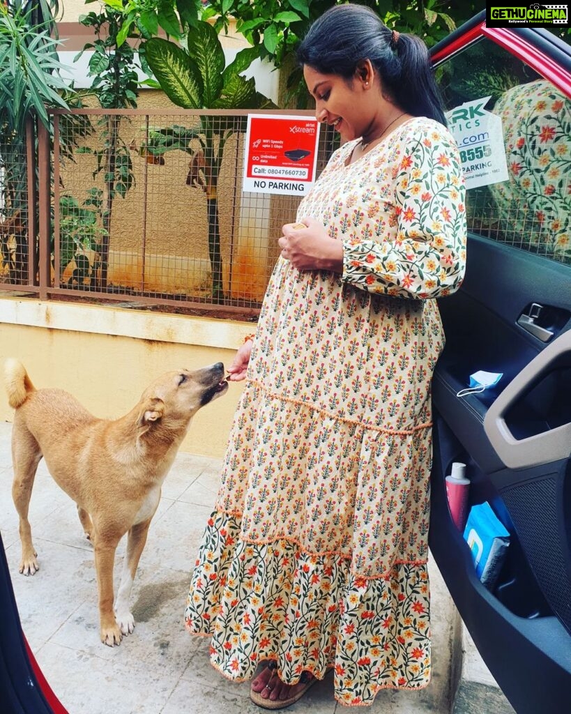 Pallavi Ramisetty Instagram - Happiness is never paused when you are around #paws 🐾 #happythursday #begood #bekind #doglover #pawsitive🐾