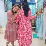 Pallavi Ramisetty Instagram - 🤗🤗🤗 #reelsoninstagram #reelswithfriends #tamjlsongs #pallaviramisettyofficial #dharanipriya_madhekar #💕 #stayhappy #stayhealthy #momtobe #happysunday