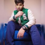 Paras Chhabra Instagram - Hi 👋 Stylist:- @mandydebbarma Jacket:- @scotch_soda T shirt:- @innersaints Pants:- @superdryindia 📸 @arpitdop #paraschhabra #parasarmy #photoshoot