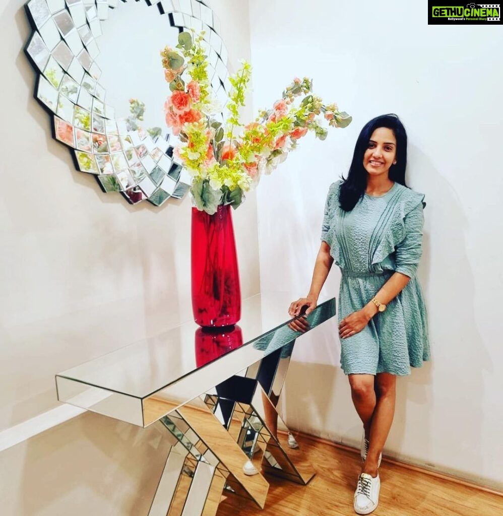 Pavani Reddy Instagram - “Healthy skin is a reflection of overall wellness” Here I’m at #SkinLabChennai one of the best clinics at chennai for some self love. Had an opportunity to meet @rajathi.kalimuthan who is a lovely and friendly person, enjoyed every moment of the chat with her. The team of SkinLab chennai has the best experienced doctors and staff and offers all advanced & latest treatments right from acne, pigmentation, scar reduction, hairfall, fillers, botox, coolsculpting and one of the best quality IV glutathione for overall wellness Will be visiting regularly from now on. If you are a person who would love to pamper yourself like me then contact 7358400400 Dr. Jamuna Pai’s SkinLab, Khader Nawaz Khan Road, Nungambakkam, Chennai - 600006 @rajathi.kalimuthan @skinlabindia