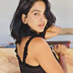Pavani Reddy Instagram - 𝐸𝓋𝑒𝓇𝓎 𝒷𝒶𝒹 𝓉𝒽𝒾𝓃𝑔 𝒽𝒶𝓅𝓅𝑒𝓃 𝒻𝑜𝓇 𝒶 𝑔𝑜𝑜𝒹 𝓇𝑒𝒶𝓈𝑜𝓃 ❤️✌️ PC : @anu_anushachowdary 🥰 #biggboss #bb5 #tamil #starvijay #disney #hotstar #pavanireddy #pavni #peace #happy #live #letlive Chennai, India