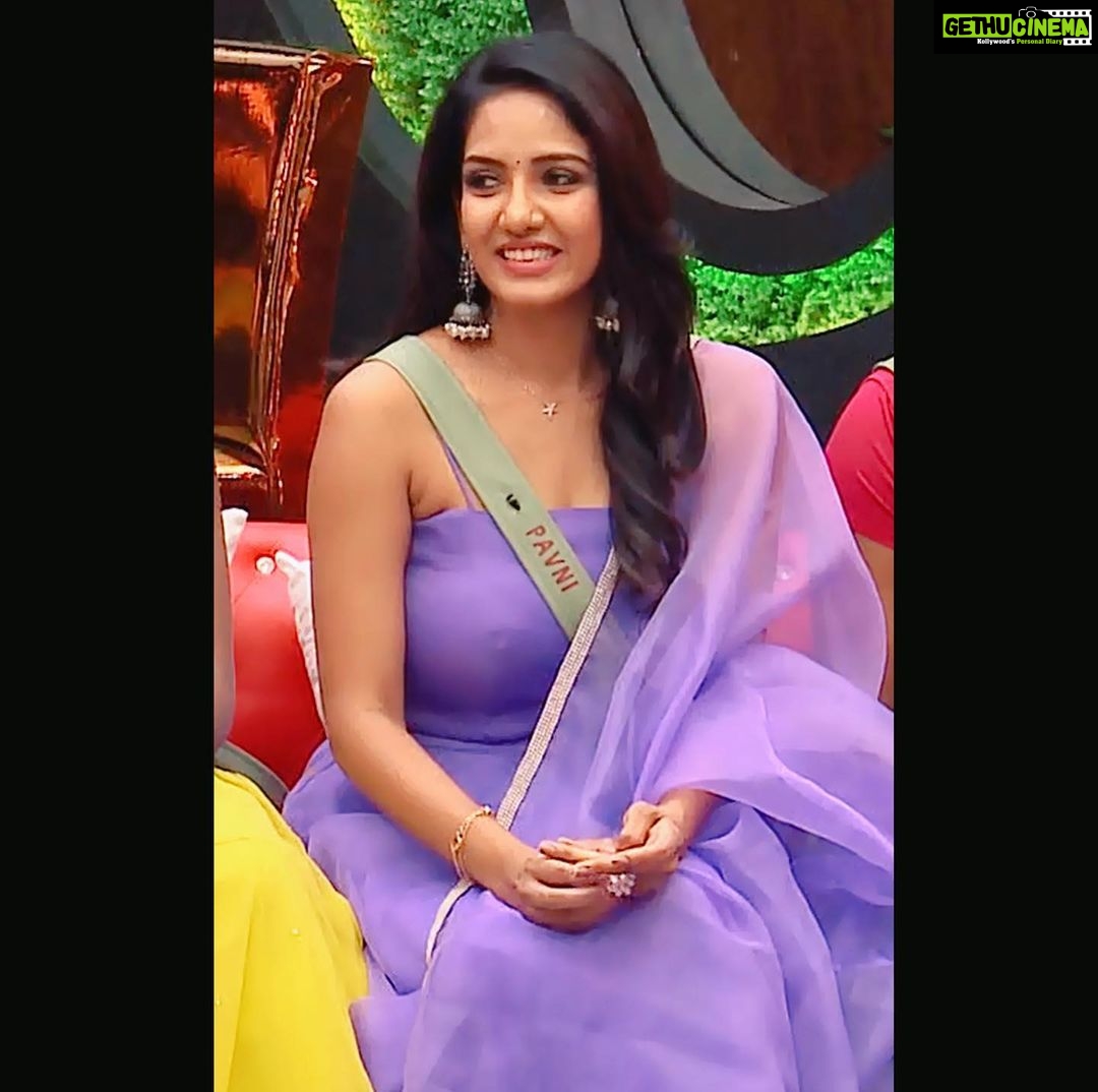 Pavani Reddy Instagram - 💜💜💜 👗 : @labelswarupa Earrings : @shoptoupgrade #biggboss #bb5 #biggbosstamil #pavanireddy #starvijay #vijaytv #purple #love #cute Chennai, India