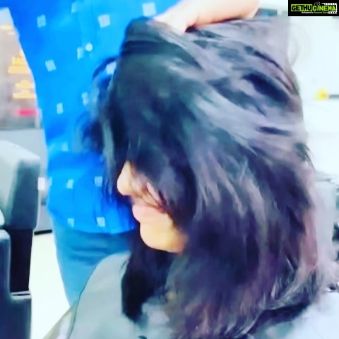 Pavani Reddy Instagram - #newhaircut #happyme #newlook