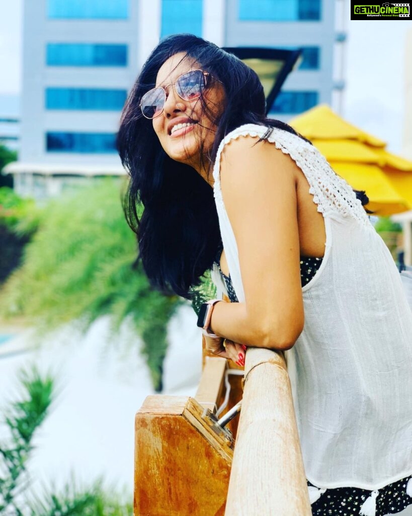 Pavani Reddy Instagram - Live LAUGH Love ❤ #peaceofmind